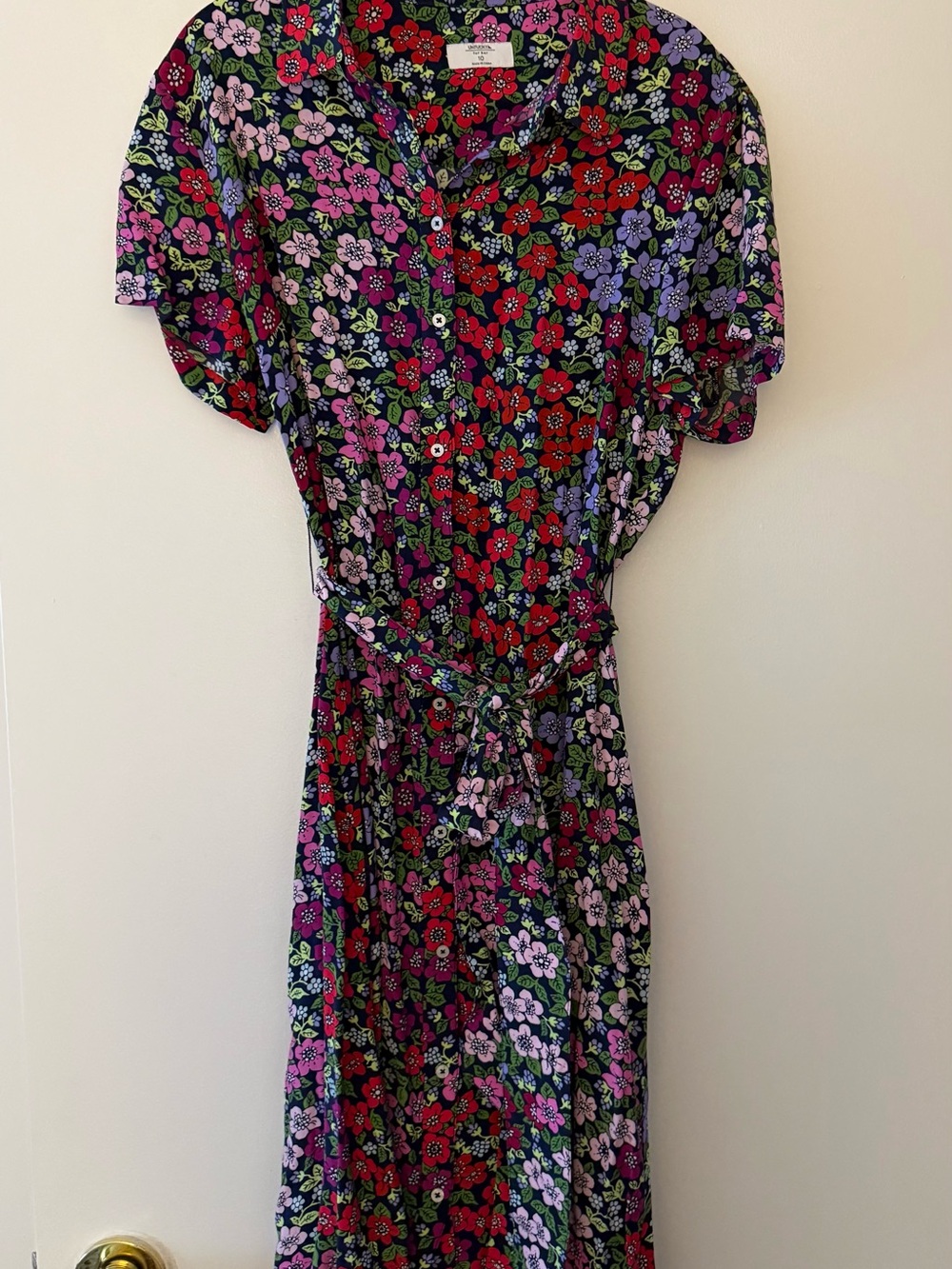 UNTUCKit Black Floral Button-Front Midi Dress with Tie Waist